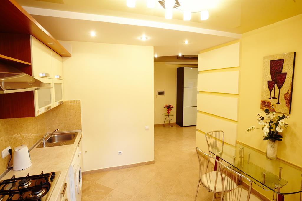 Luxury Apartment In New Building Chisinau Eksteriør bilde